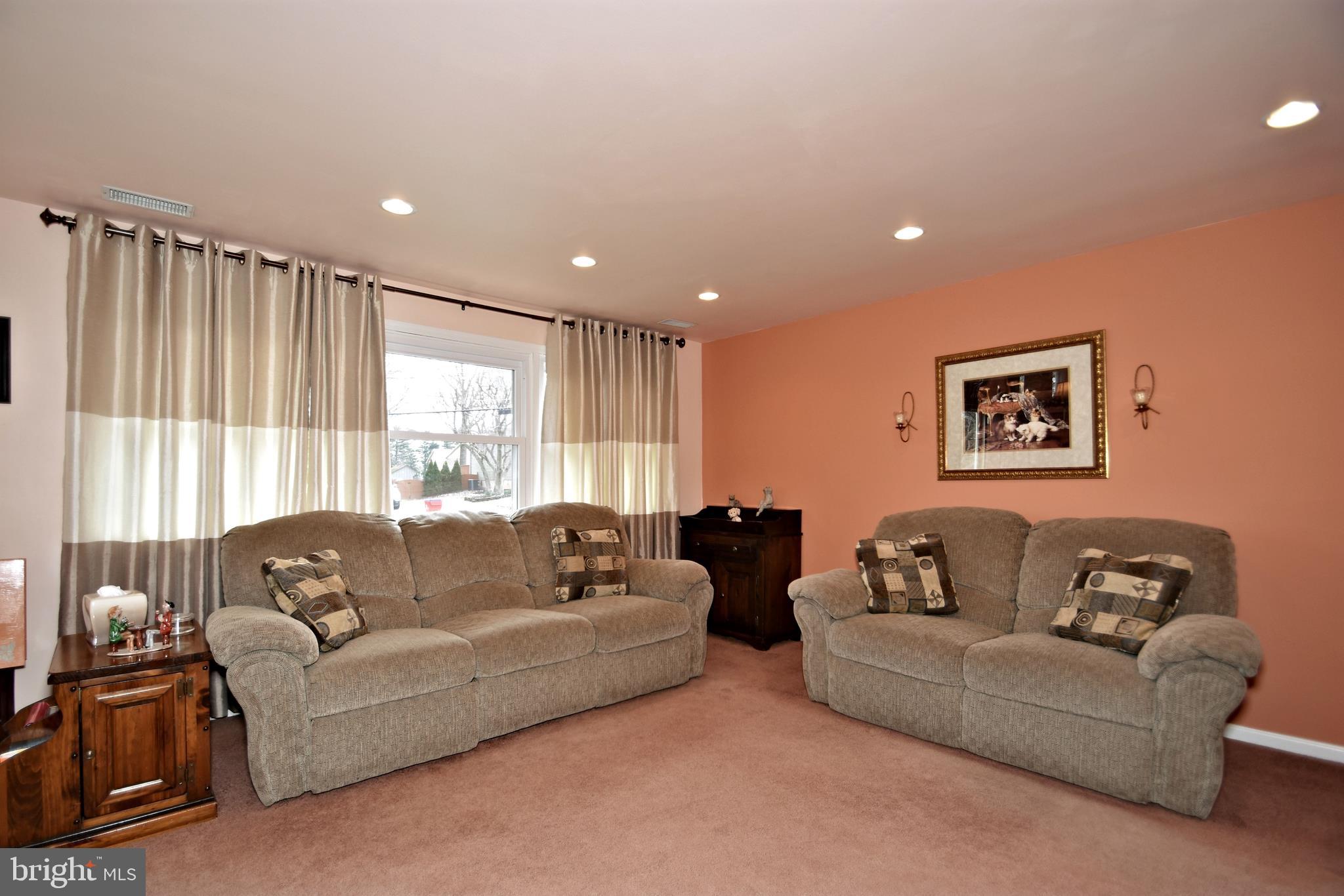 788 Longstreth Road Warminster, PA 18974 - Photo 32 of 44