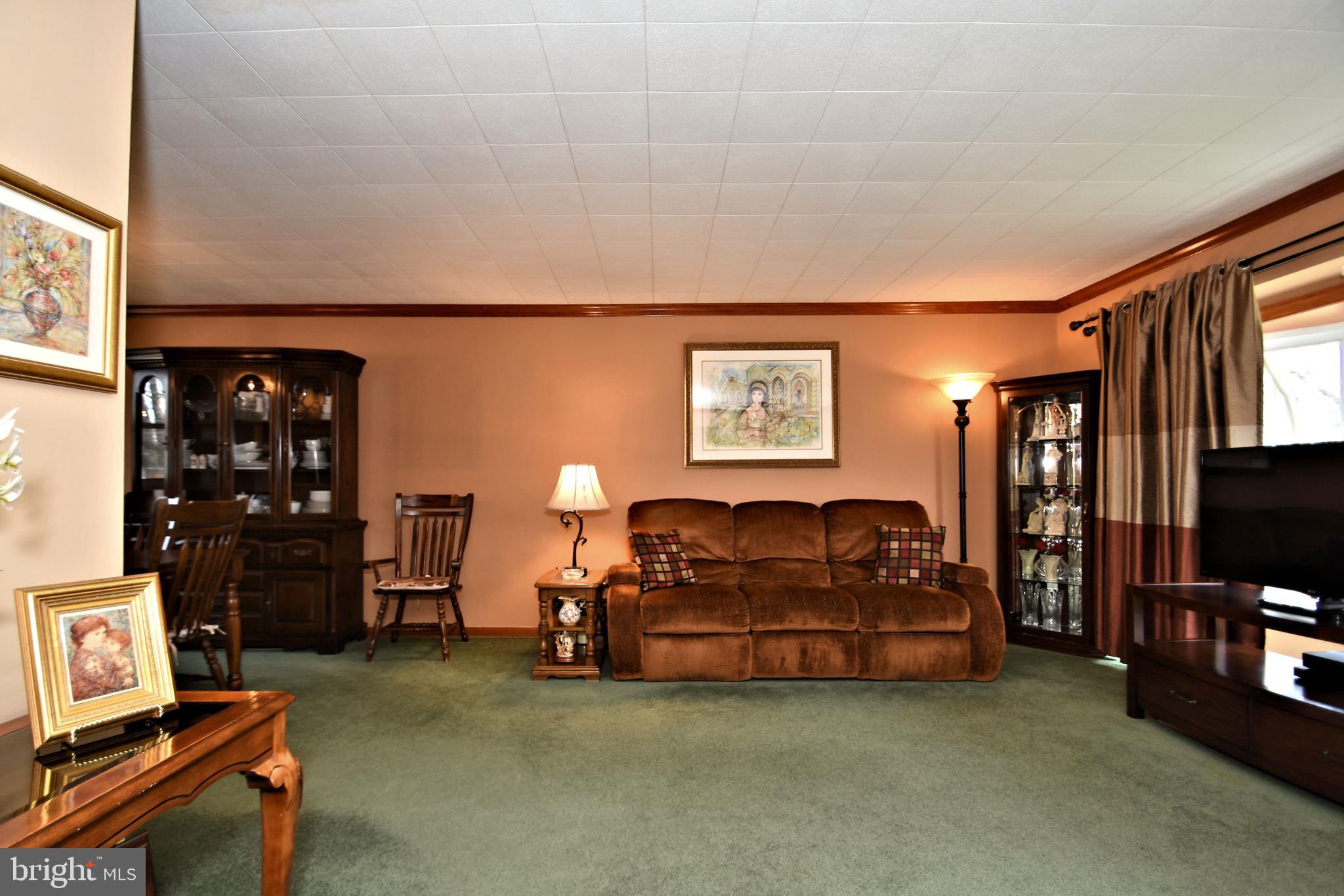 788 Longstreth Road Warminster, PA 18974 - Photo 5 of 44