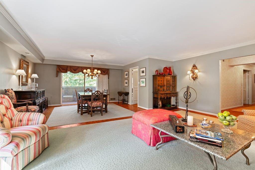 302 Fox Chapel Road, Unit 309 Pittsburgh, PA 15238 - Photo 3 of 22 Gallery Image 3