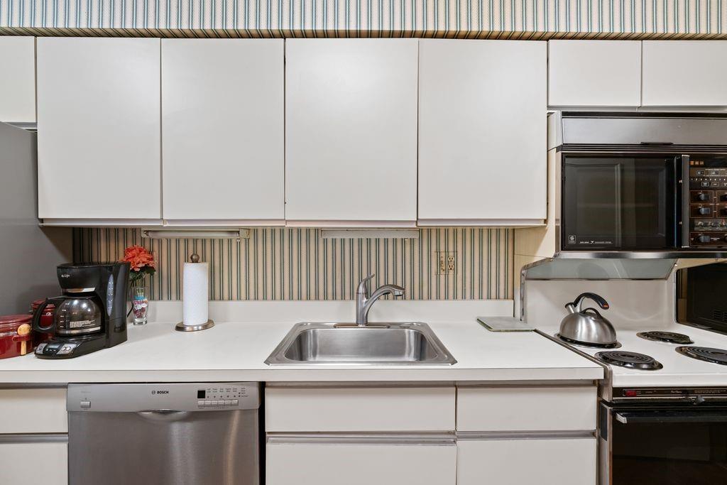 302 Fox Chapel Road, Unit 309 Pittsburgh, PA 15238 - Photo 8 of 22 Gallery Image 8