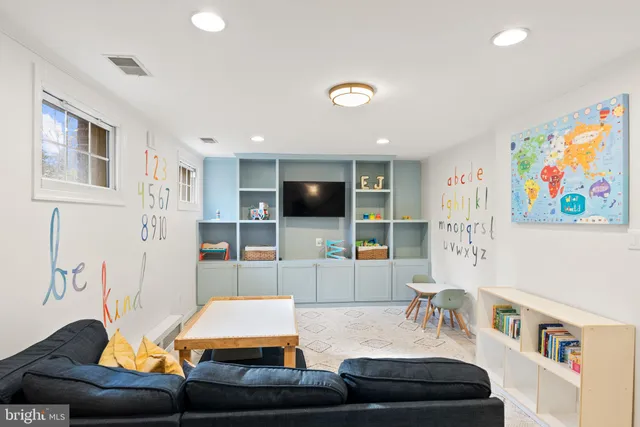 $1,549,995 | 4213 Leland Street, Chevy Chase, MD 20815