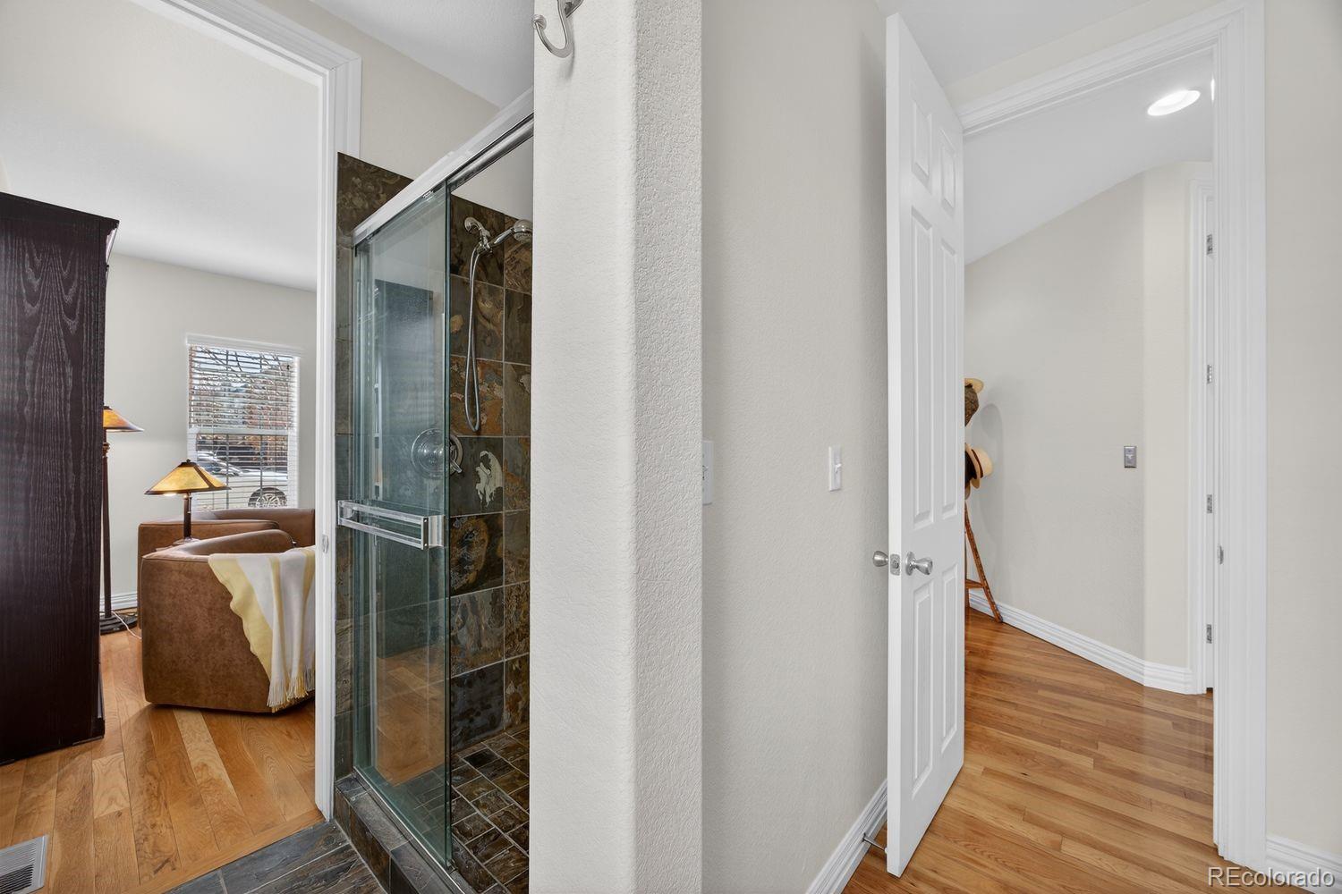 2933 Lawrence Street Denver, CO 80205 - Photo 7 of 50