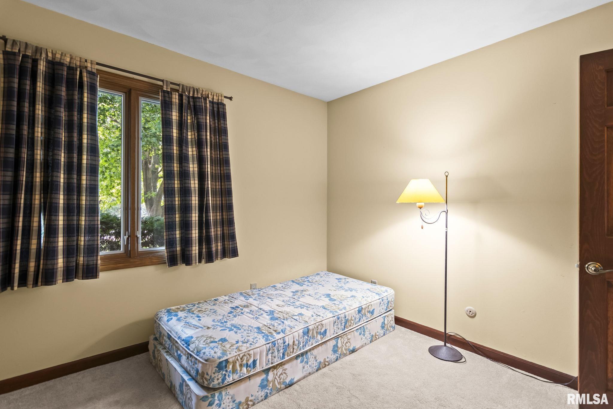 53 Frontier Lake Drive Springfield, IL 62707 - Photo 27 of 36 Gallery Image 27