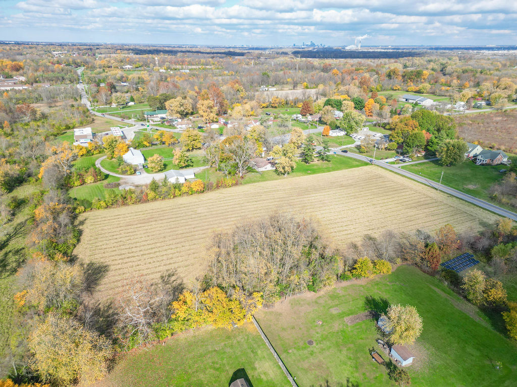 7030 Mann Road Indianapolis, IN 46221 - Photo 4 of 5