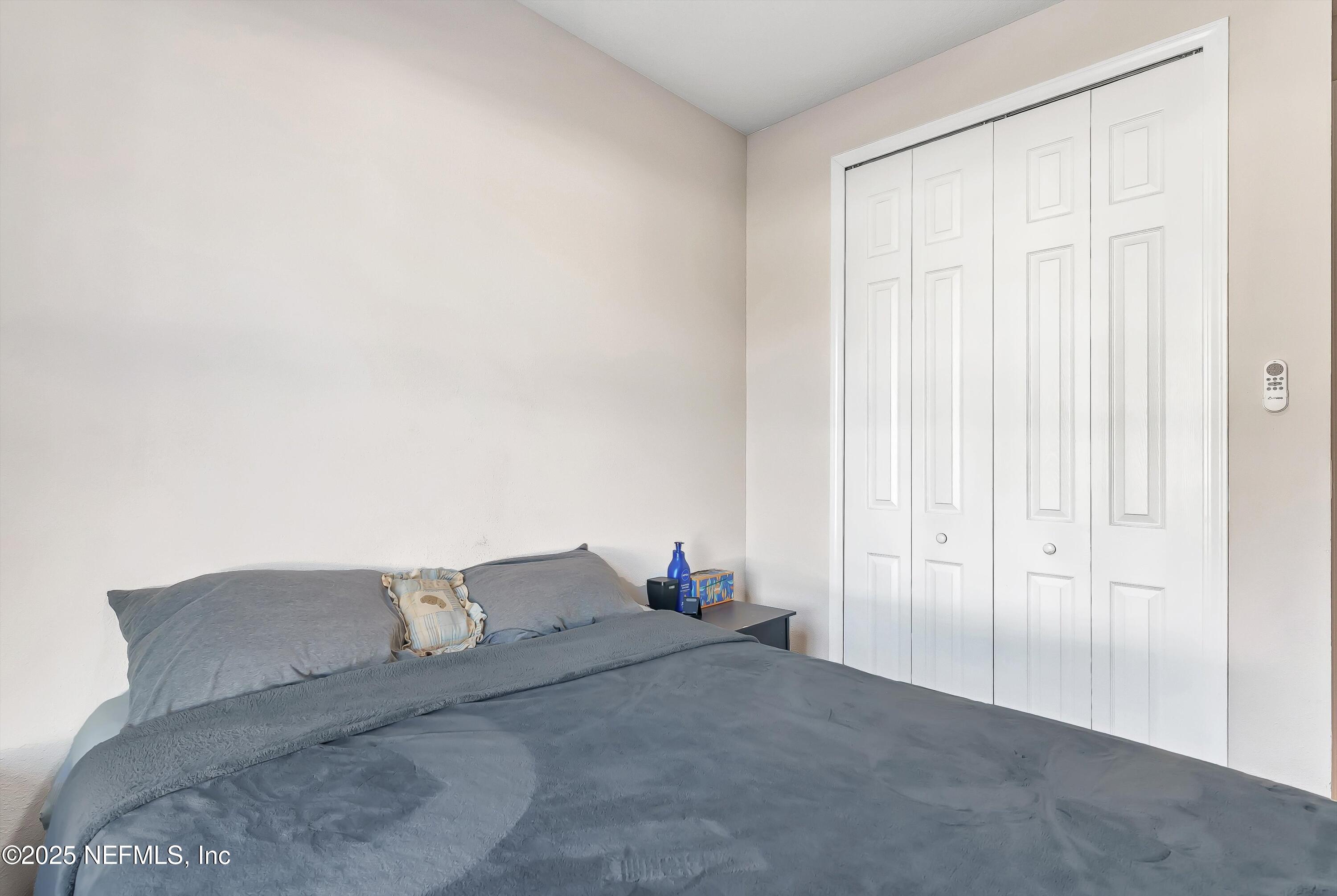 6320 Thatcher Jacksonville, FL 32222 - Photo 21 of 31 Bedroom #2 Pic#1