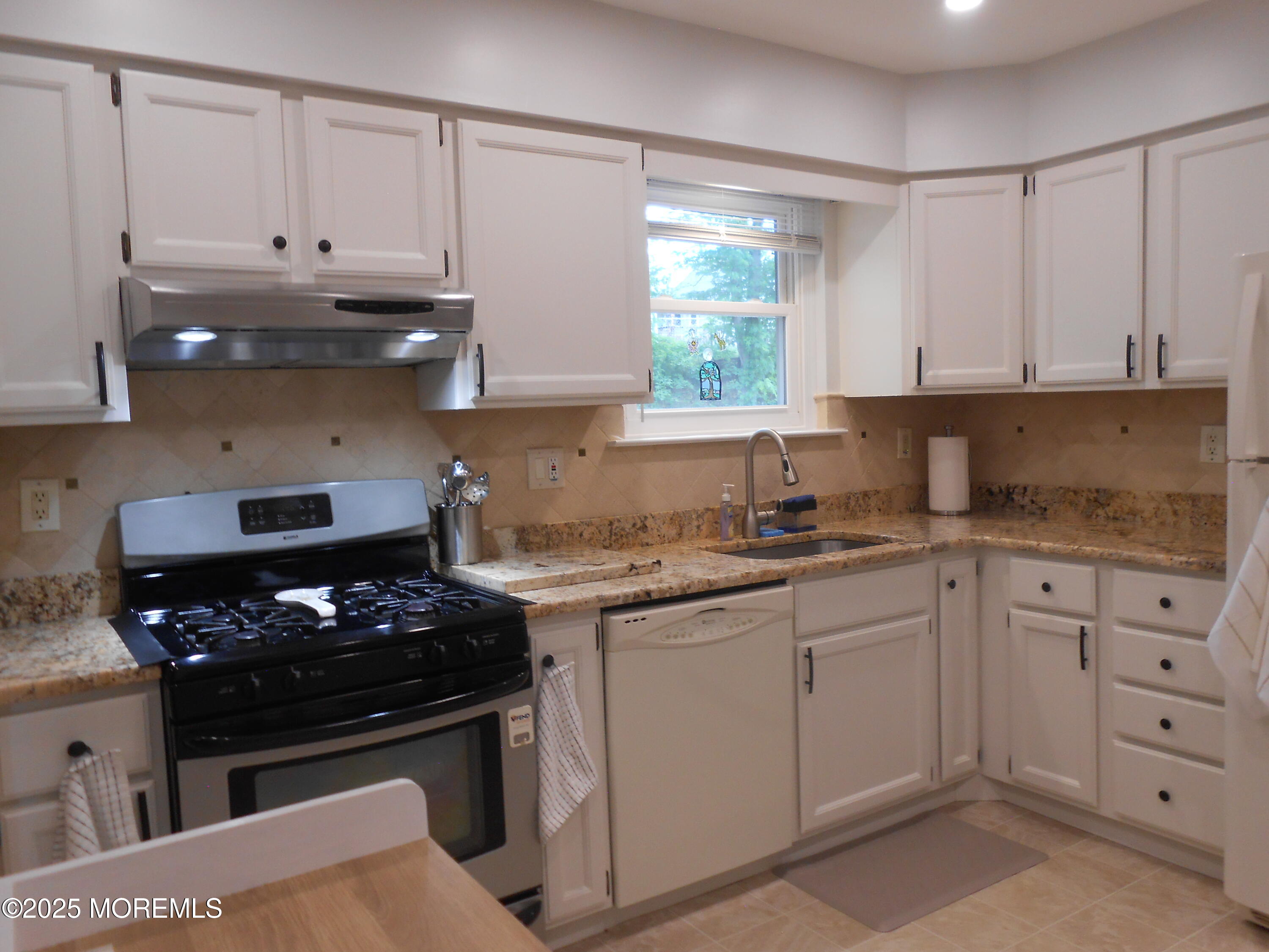 603 Bloomfield Drive Westampton, NJ 08060 - Photo 33 of 66 DSCN2775