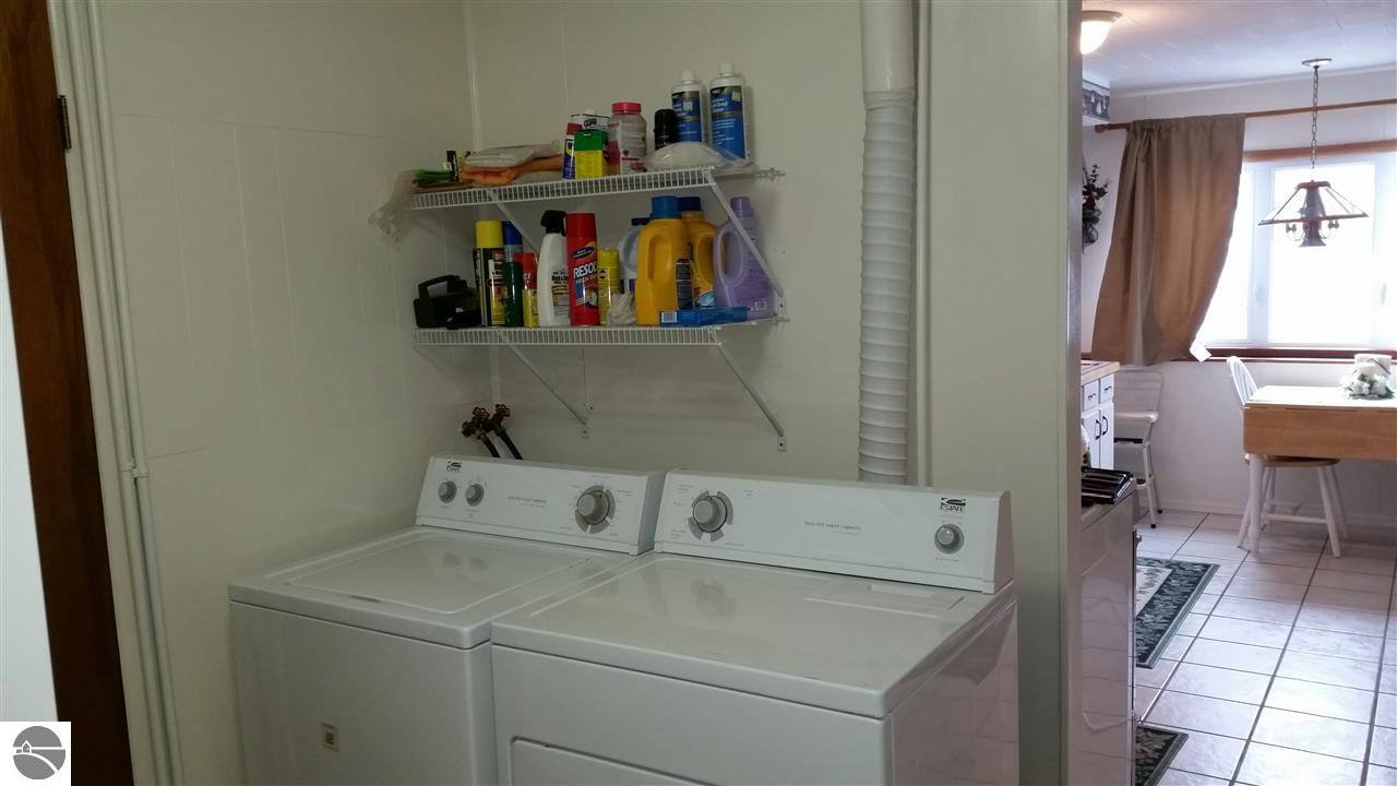 7100 East Wever Road Fountain, MI 49410 - Photo 18 of 27 1795548-17.JPG