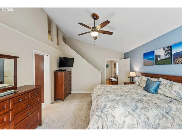 $639,000 | 2058 Cedar Court, North Bend, OR 97459