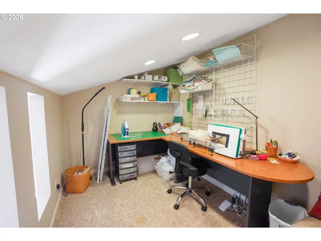 $639,000 | 2058 Cedar Court, North Bend, OR 97459