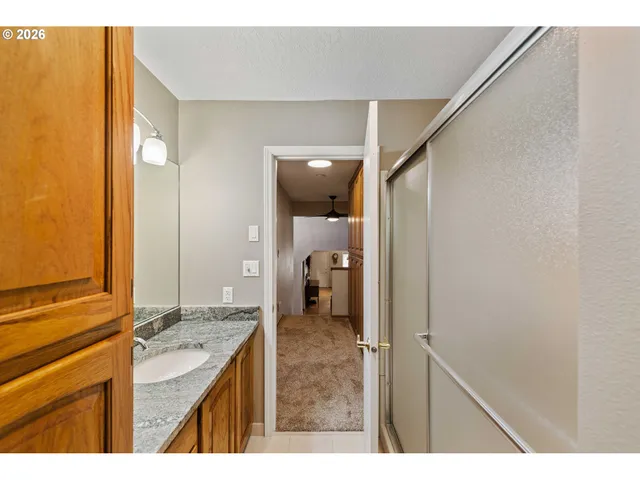 $639,000 | 2058 Cedar Court, North Bend, OR 97459