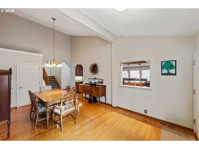 $639,000 | 2058 Cedar Court, North Bend, OR 97459