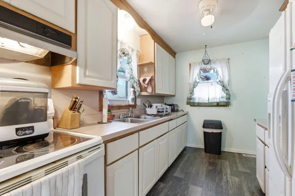 $270,000 | 711 84th Avenue Northeast, Spring Lake Park, MN 55432