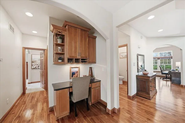 $623,900 | 1153 Vale Park Road, Valparaiso, IN 46385