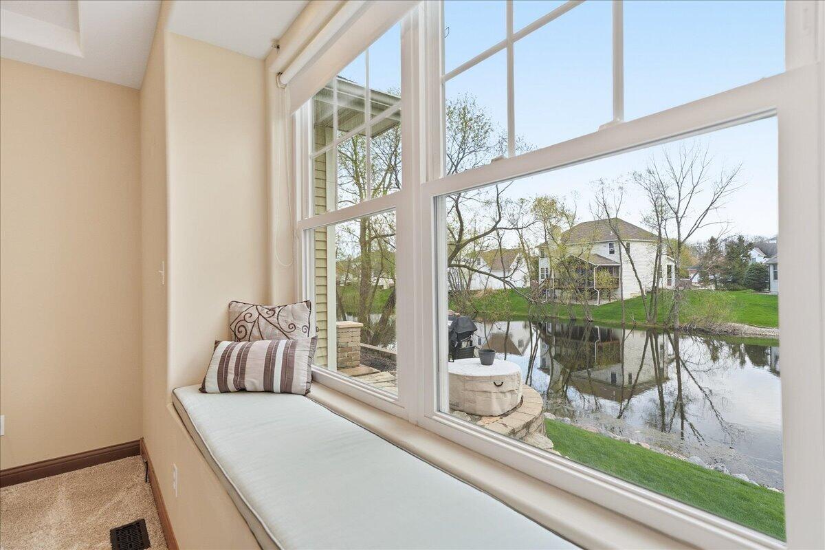 1153 Vale Park Road Valparaiso, IN 46385 - Photo 14 of 44 1200x800