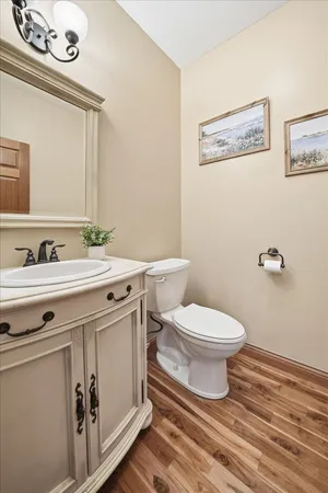 $623,900 | 1153 Vale Park Road, Valparaiso, IN 46385