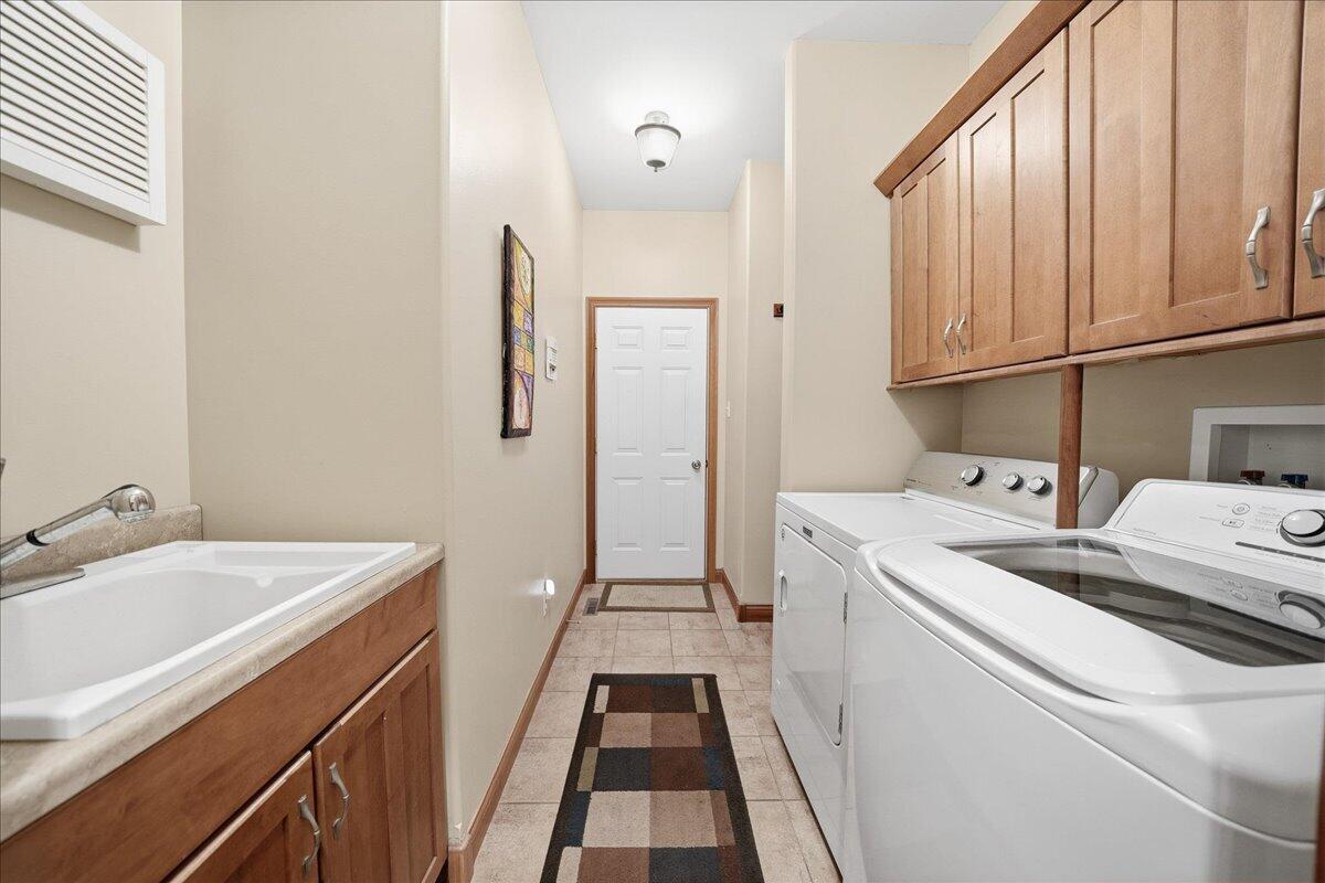 1153 Vale Park Road Valparaiso, IN 46385 - Photo 21 of 44 1200x800