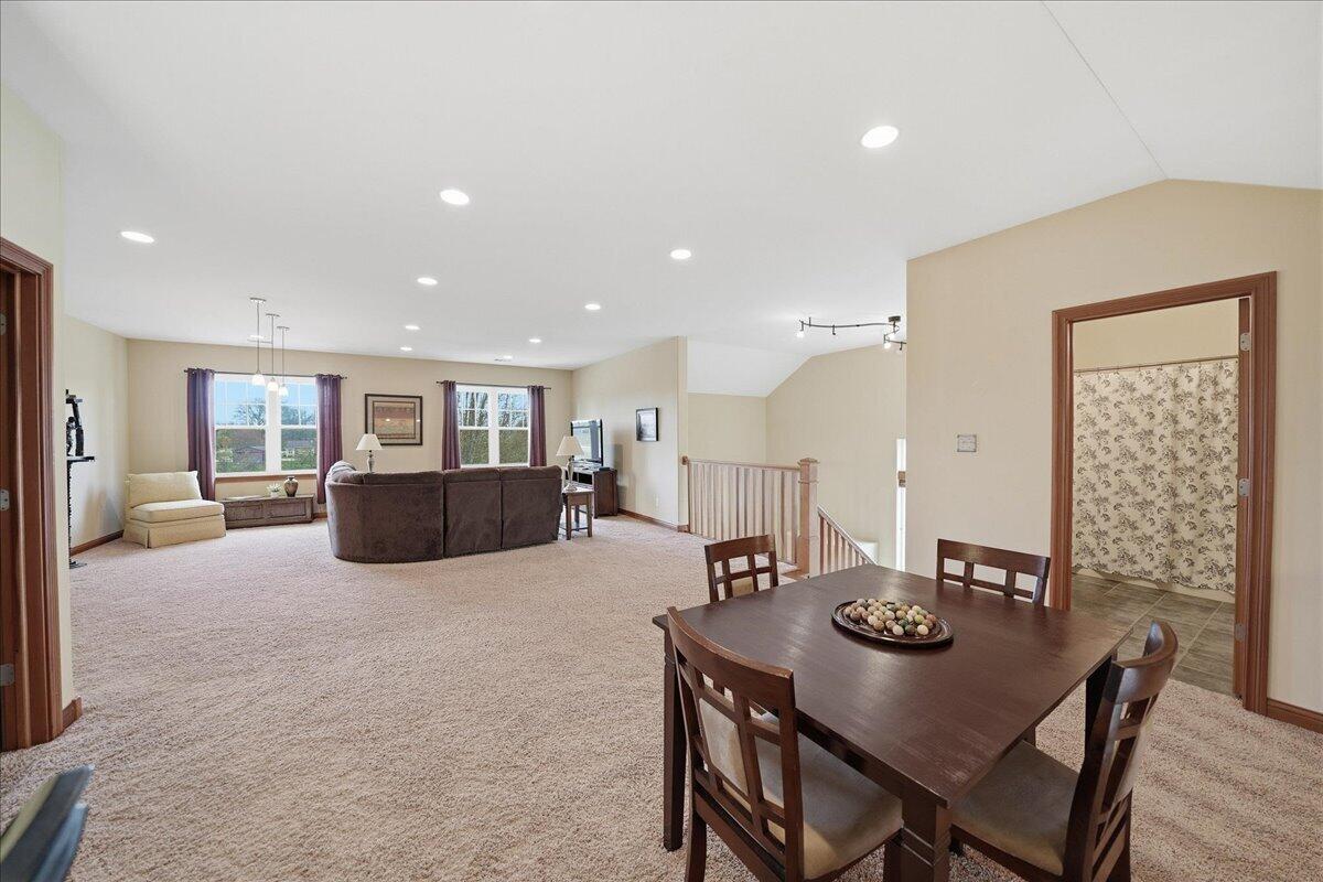 1153 Vale Park Road Valparaiso, IN 46385 - Photo 22 of 44 1200x800