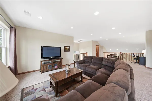 $623,900 | 1153 Vale Park Road, Valparaiso, IN 46385