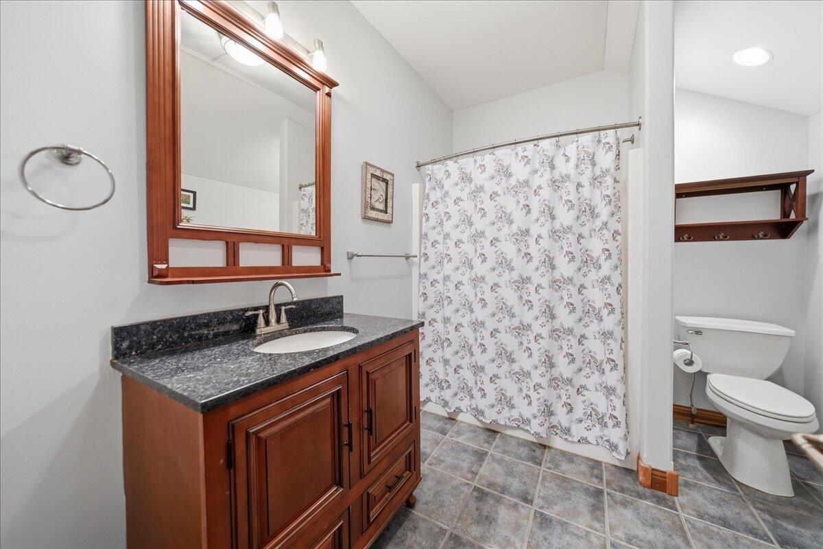 1153 Vale Park Road Valparaiso, IN 46385 - Photo 26 of 44 1200x800