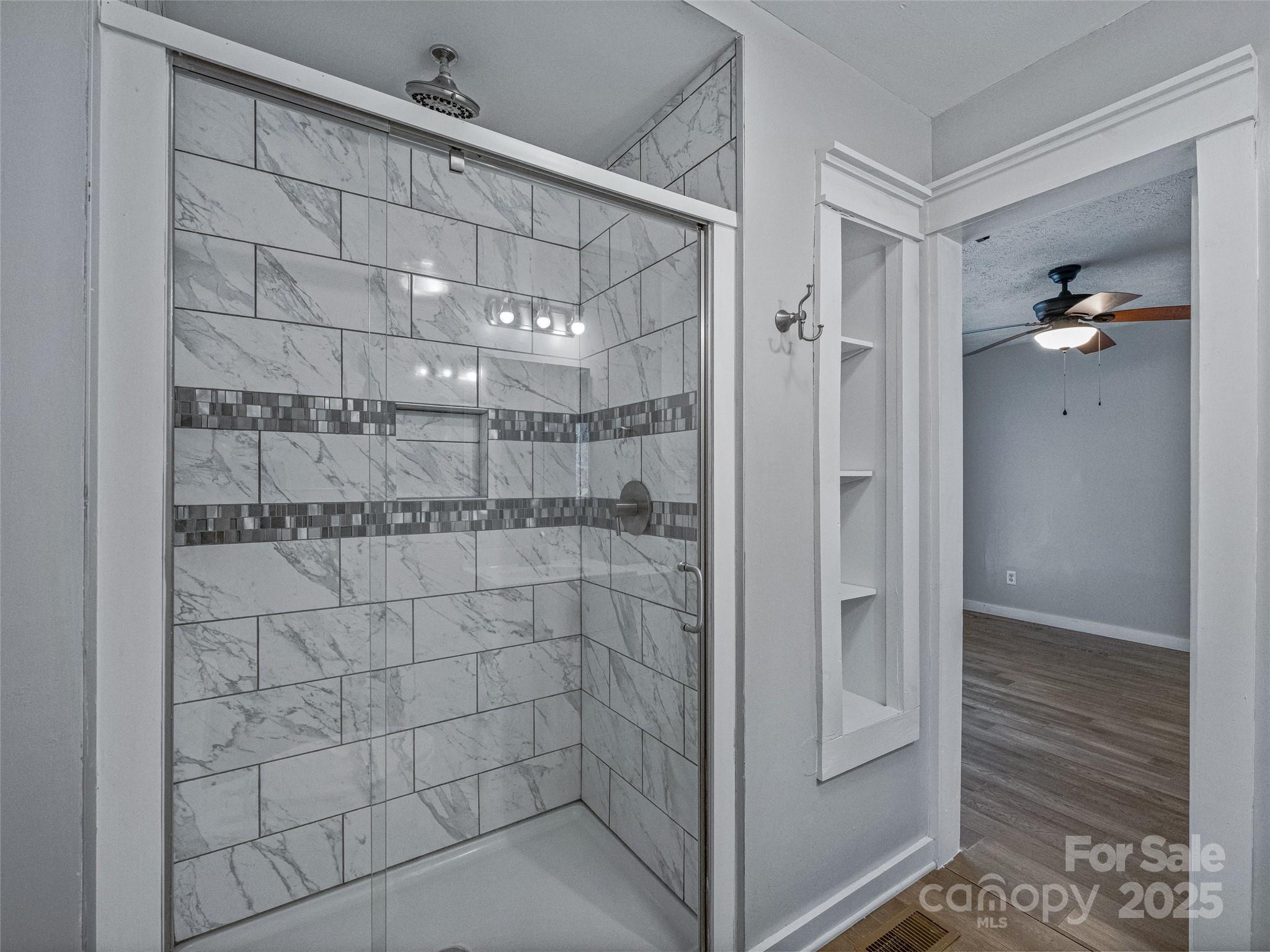 704 Old Fort Road Fairview, NC 28730 - Photo 19 of 36 Gallery Image 19