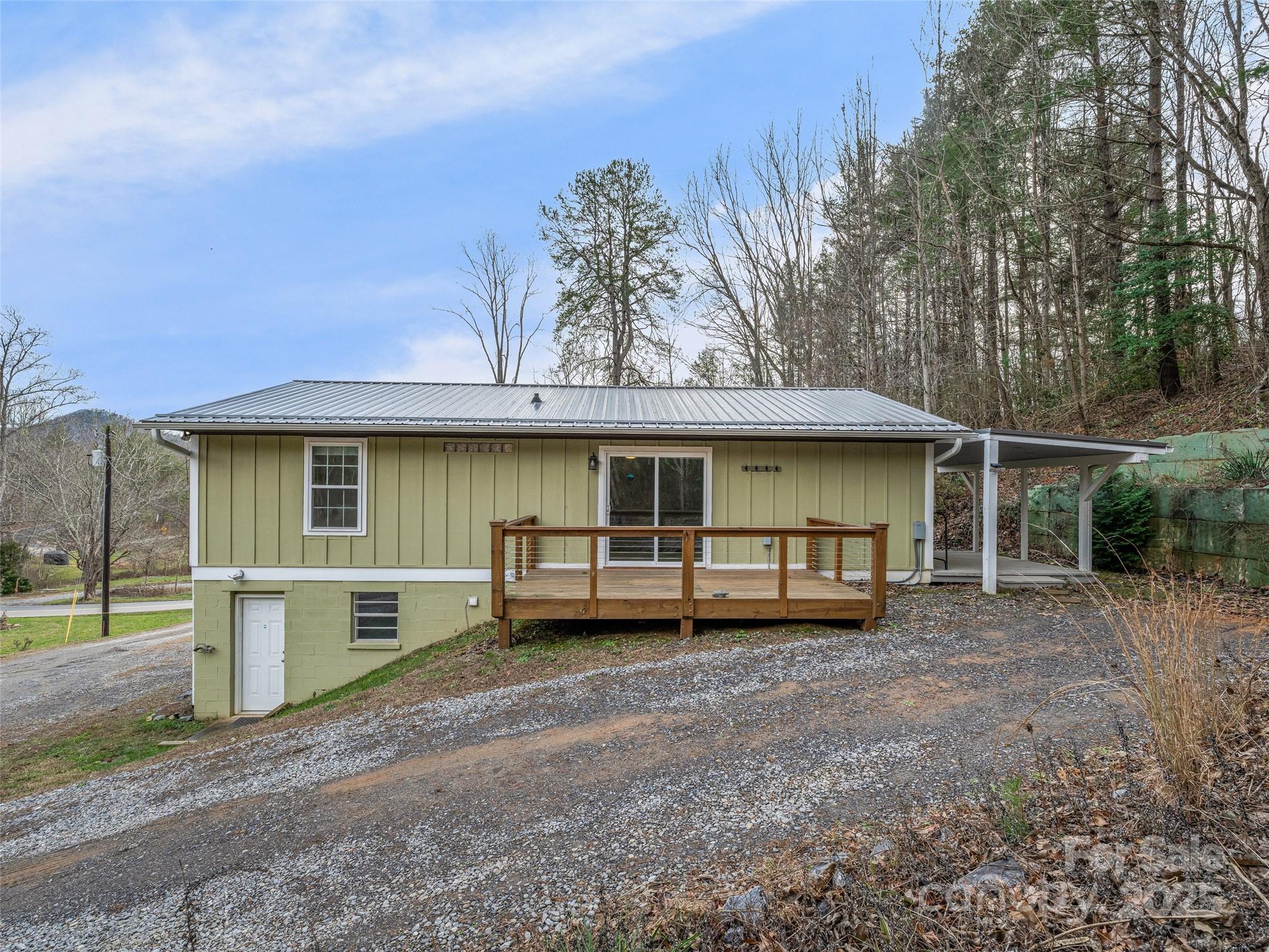 704 Old Fort Road Fairview, NC 28730 - Photo 30 of 36 Gallery Image 30