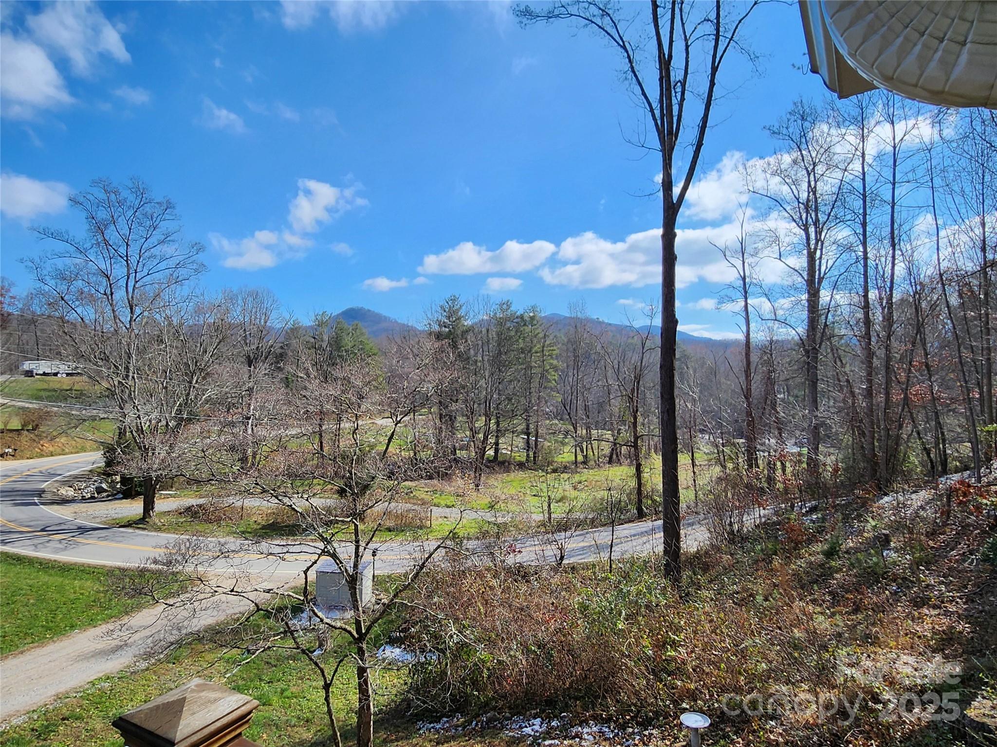 704 Old Fort Road Fairview, NC 28730 - Photo 3 of 36 Gallery Image 3