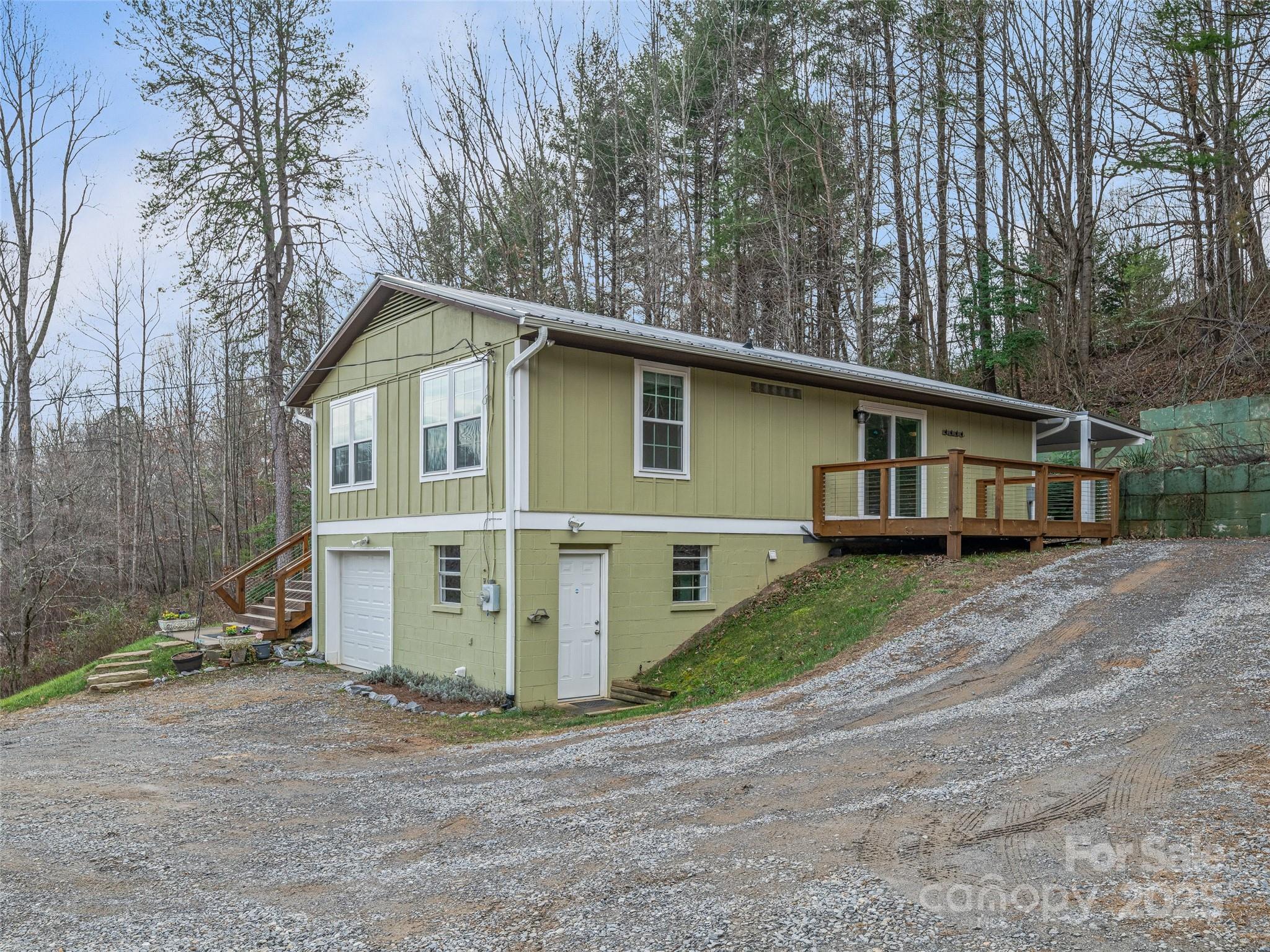 704 Old Fort Road Fairview, NC 28730 - Photo 31 of 36 Gallery Image 31