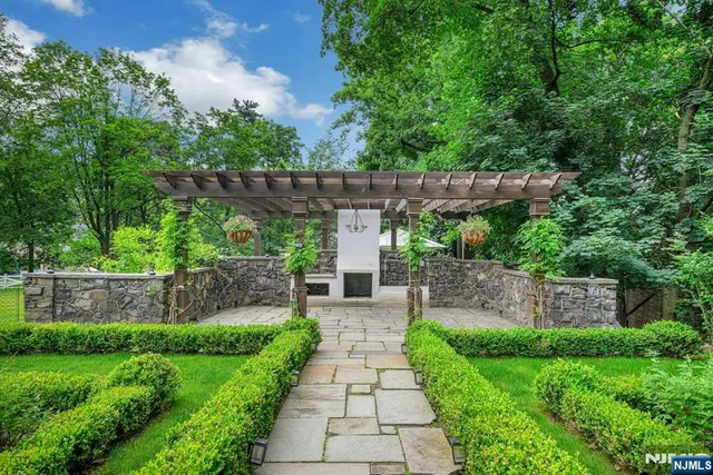 $1,999,000 | 60 Wildwood Avenue, West Orange, NJ 07052