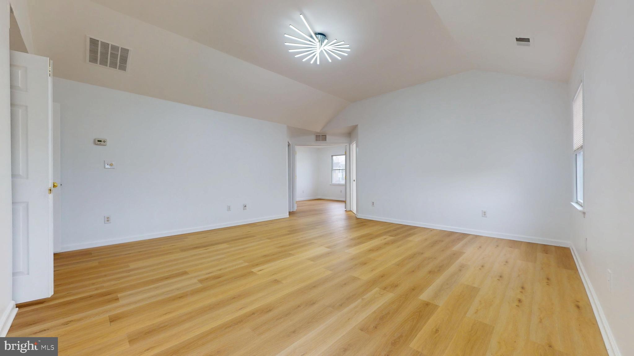 32 Vacari Way Tuckerton, NJ 08087 - Photo 25 of 50 Main En Suite