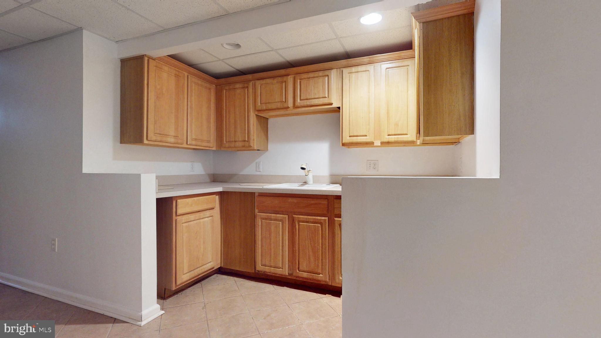 32 Vacari Way Tuckerton, NJ 08087 - Photo 40 of 50 Kitchenette Basement Level