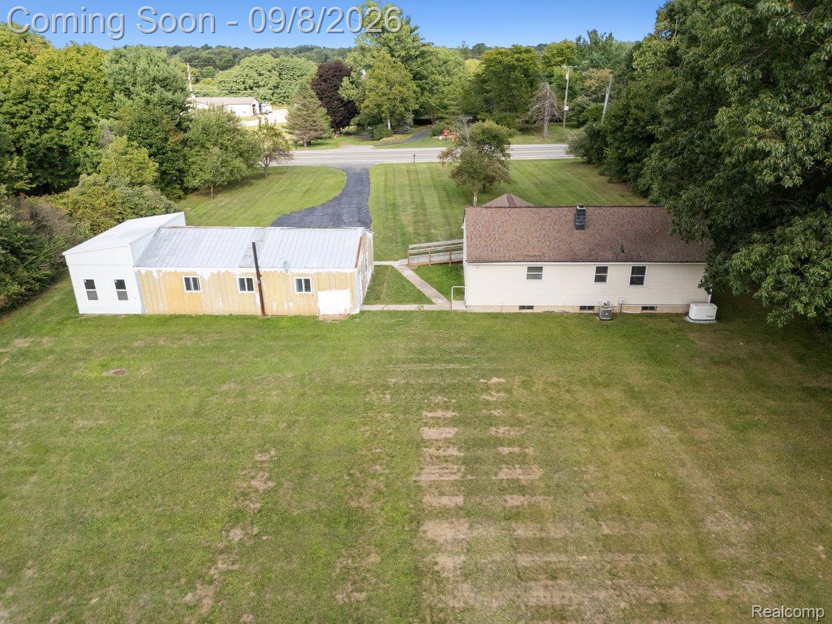 5210 Pinckney Road Howell, MI 48843 - Photo 16 of 24 Back of Home