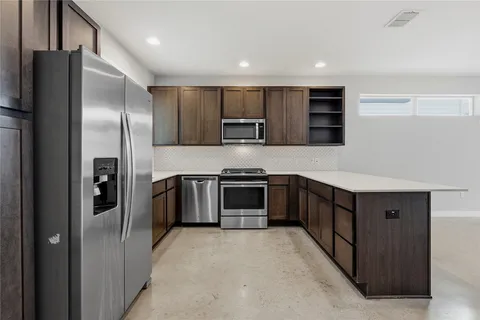 $405,000 | 801 North Bluff Drive, Unit 33, Austin, TX 78745