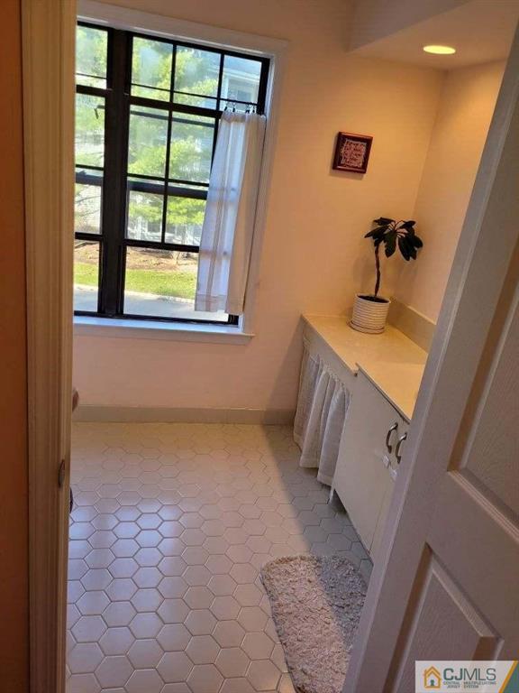 2705 Ridgefield Court, Unit 2705 Helmetta, NJ 08828 - Photo 19 of 33 a view of a bathroom