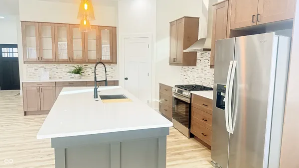 $419,000 | 711 North Fenton Avenue, Indianapolis, IN 46219