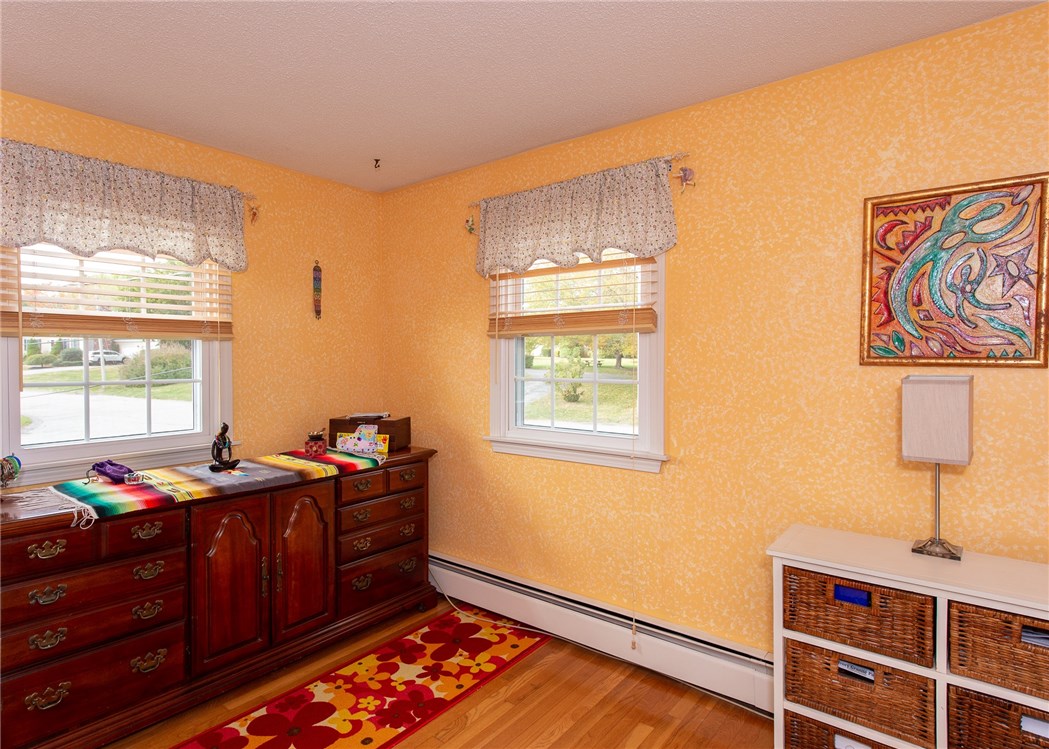 37 Baldwin Road Portsmouth, RI 02871 - Photo 31 of 50