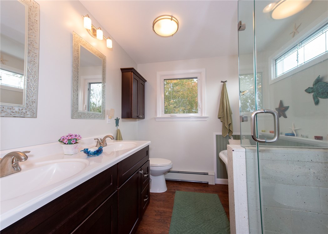 37 Baldwin Road Portsmouth, RI 02871 - Photo 37 of 50