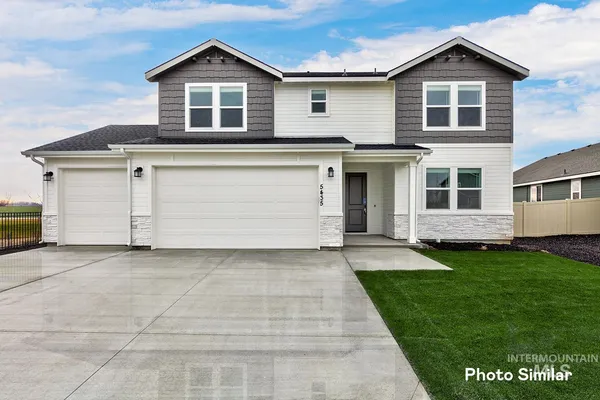 $637,400 | 3672 South Angel Fls Way, Nampa, ID 83686