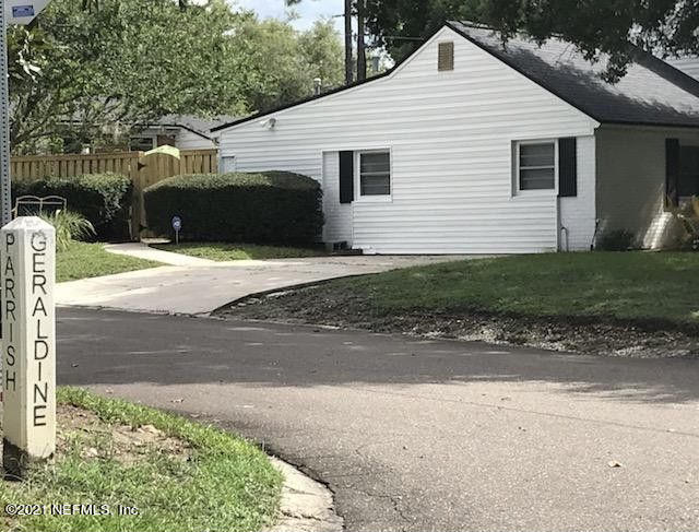 1677 Geraldine Drive Jacksonville, FL 32205 - Photo 48 of 52 a front view of a house with a yard