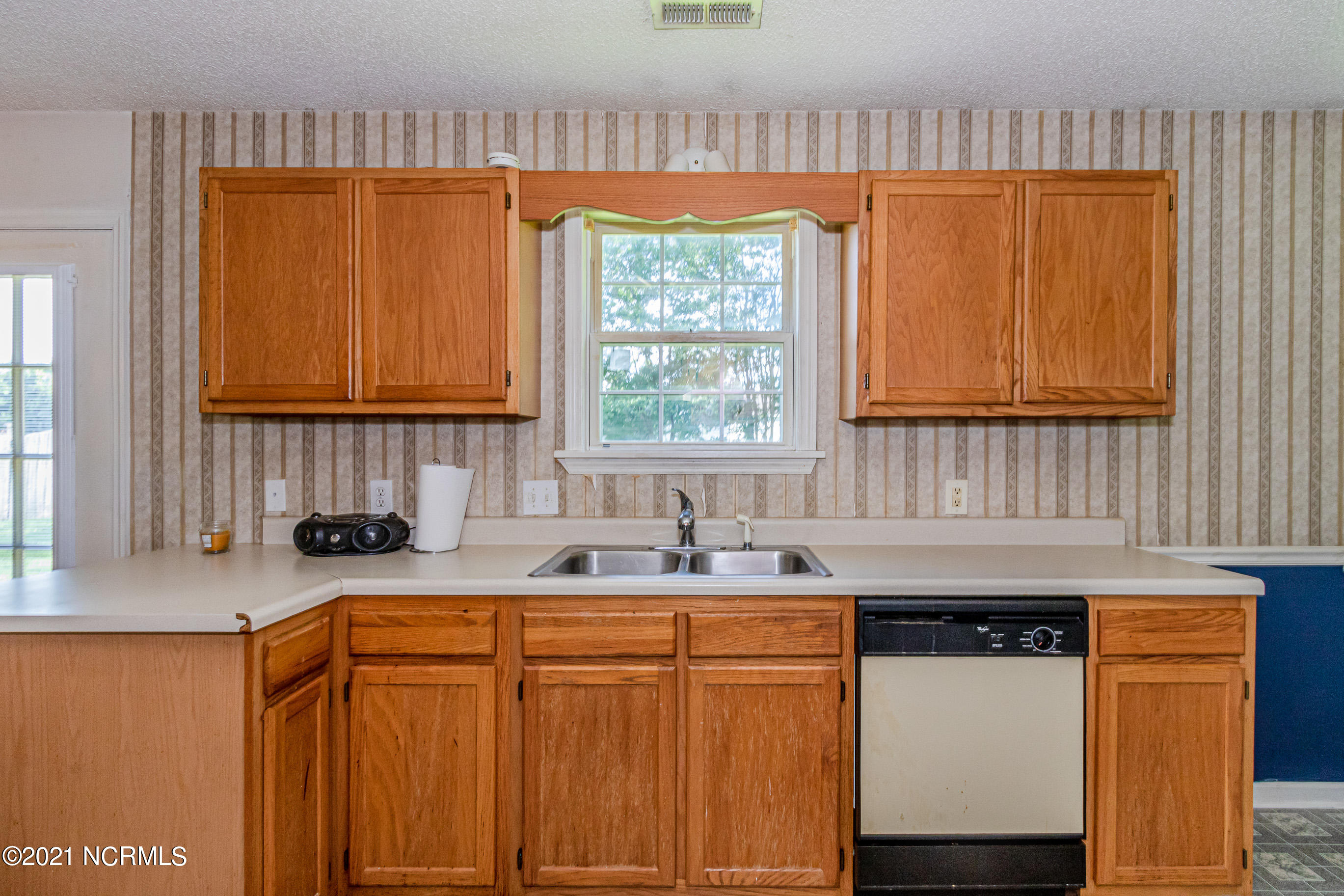 328 Running Road Jacksonville, NC 28546 - Photo 19 of 46 LindaY (1 of 1)-14