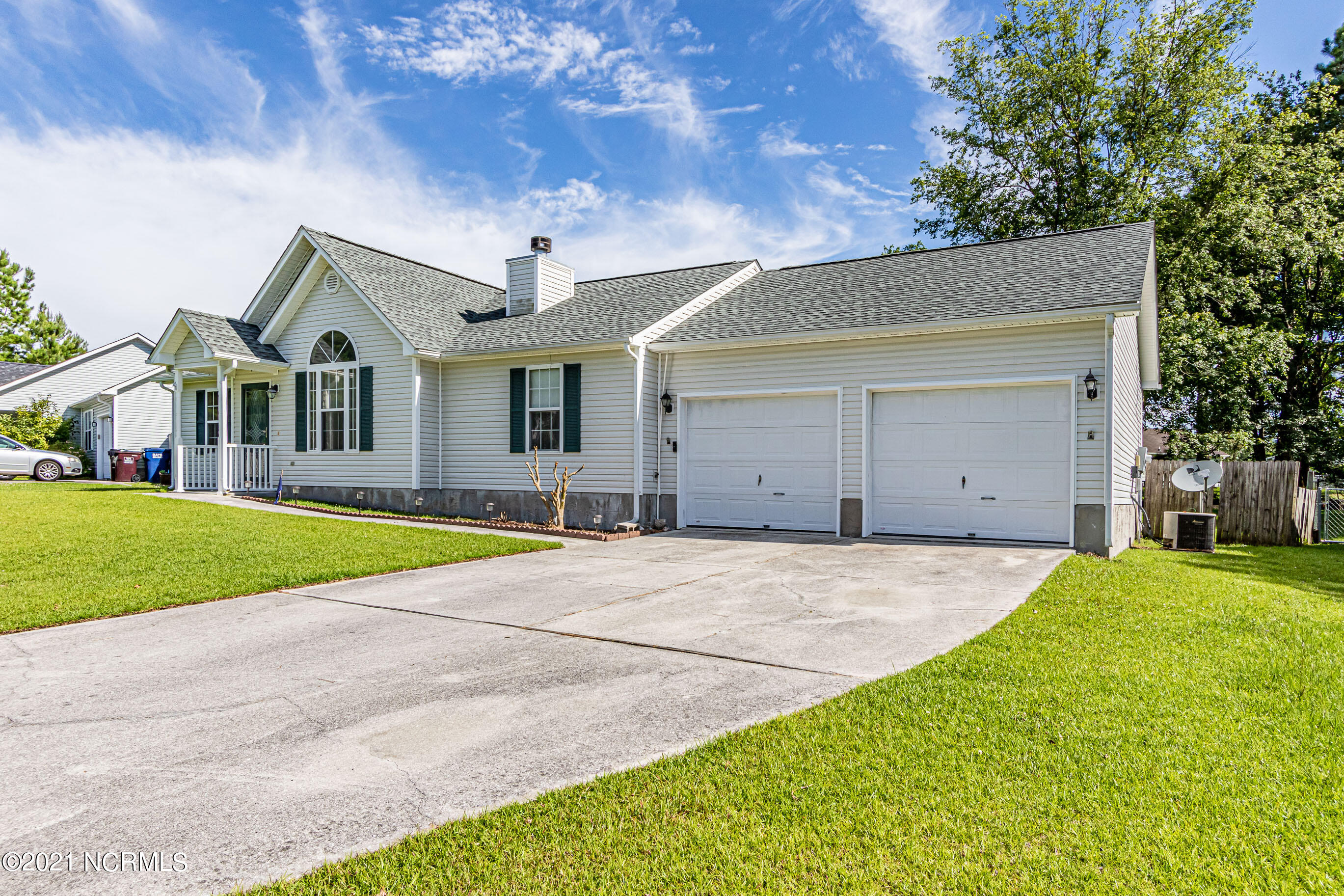 328 Running Road Jacksonville, NC 28546 - Photo 2 of 46 LindaY (1 of 1)-2
