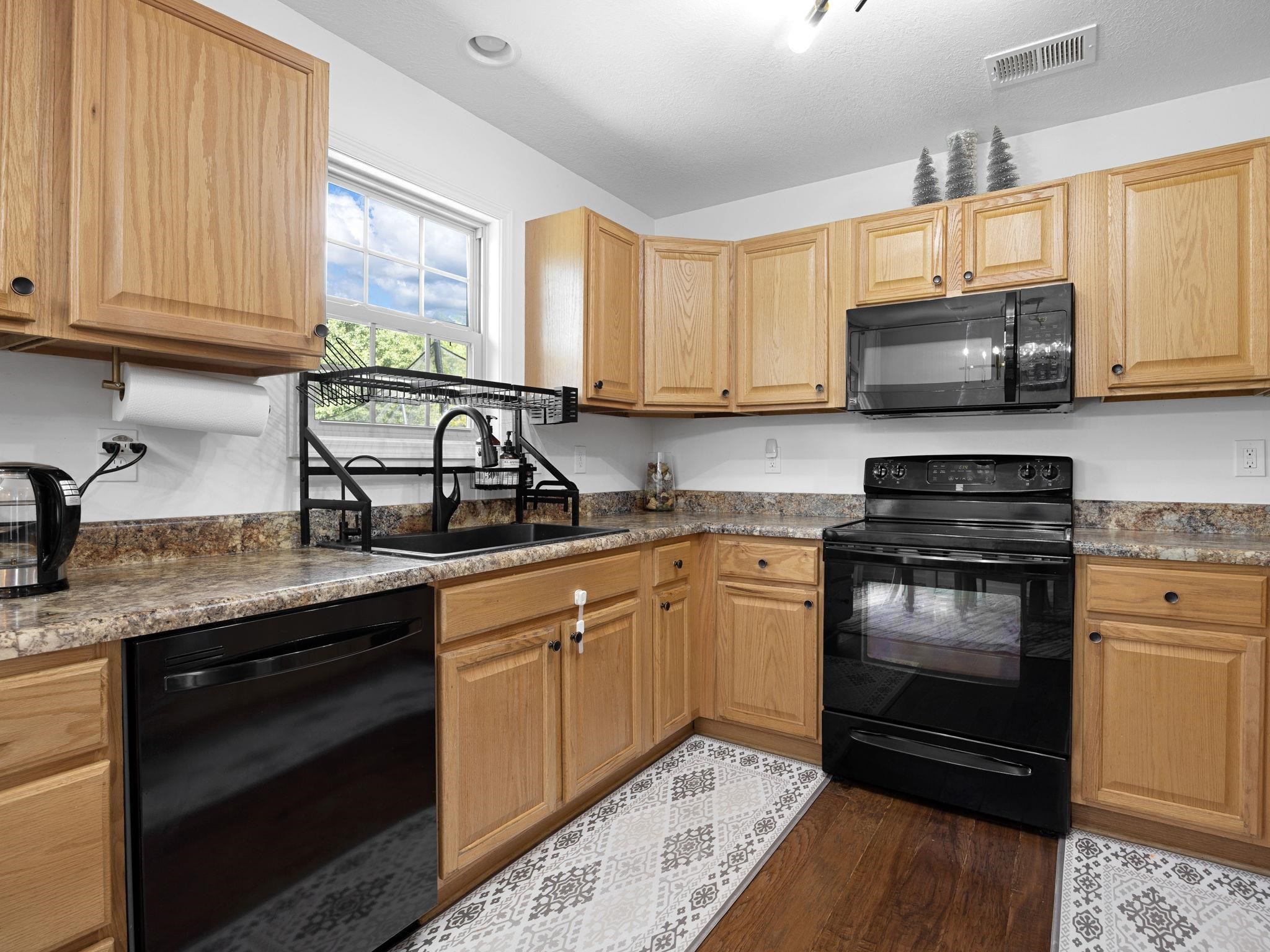 176 Summer Lady Lane Boiling Springs, SC 29316 - Photo 13 of 34