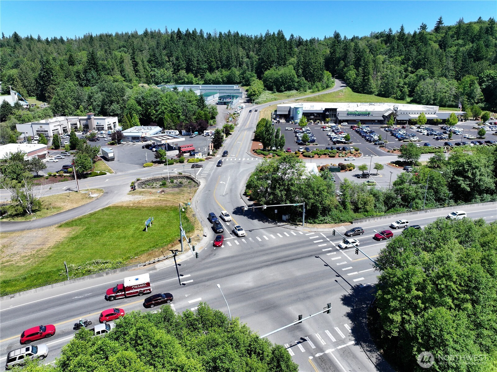 20249 Highway 305 Poulsbo, WA 98370 - Photo 22 of 25 a view of a street with a park