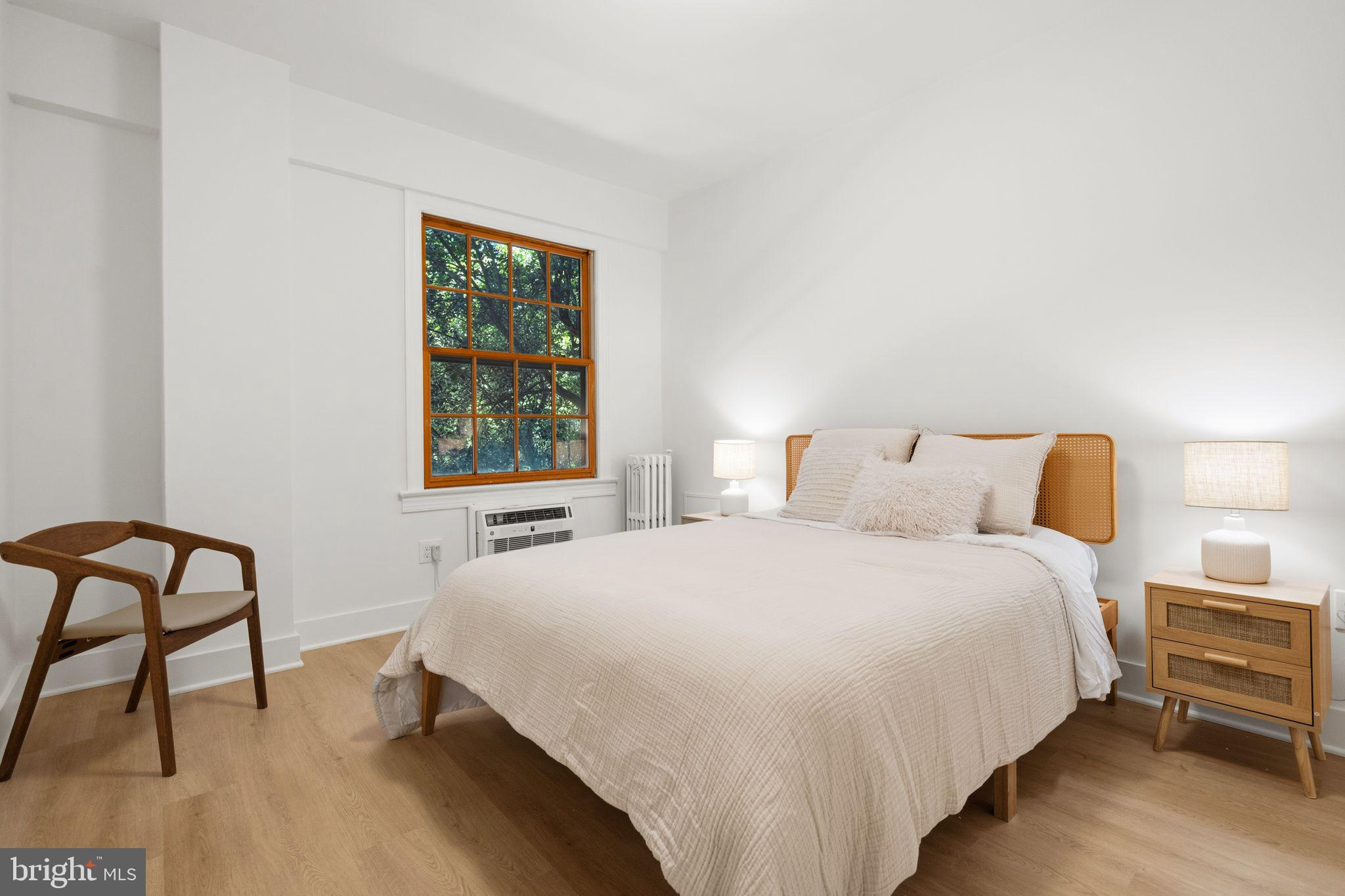 2032 Belmont Road Northwest, Unit 211 Washington, DC 20009 - Photo 37 of 63