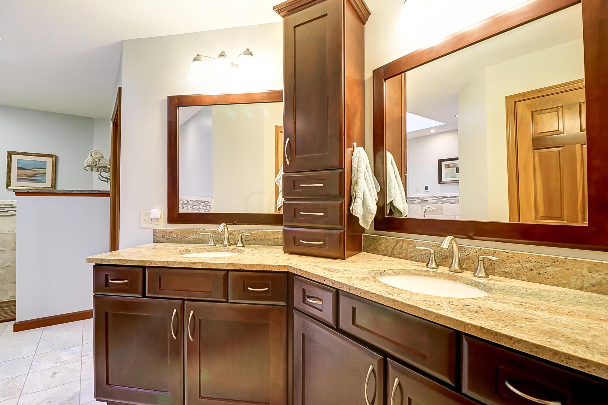 5001 Sunbury Road Westerville, OH 43082 - Photo 33 of 57 002_vkGP