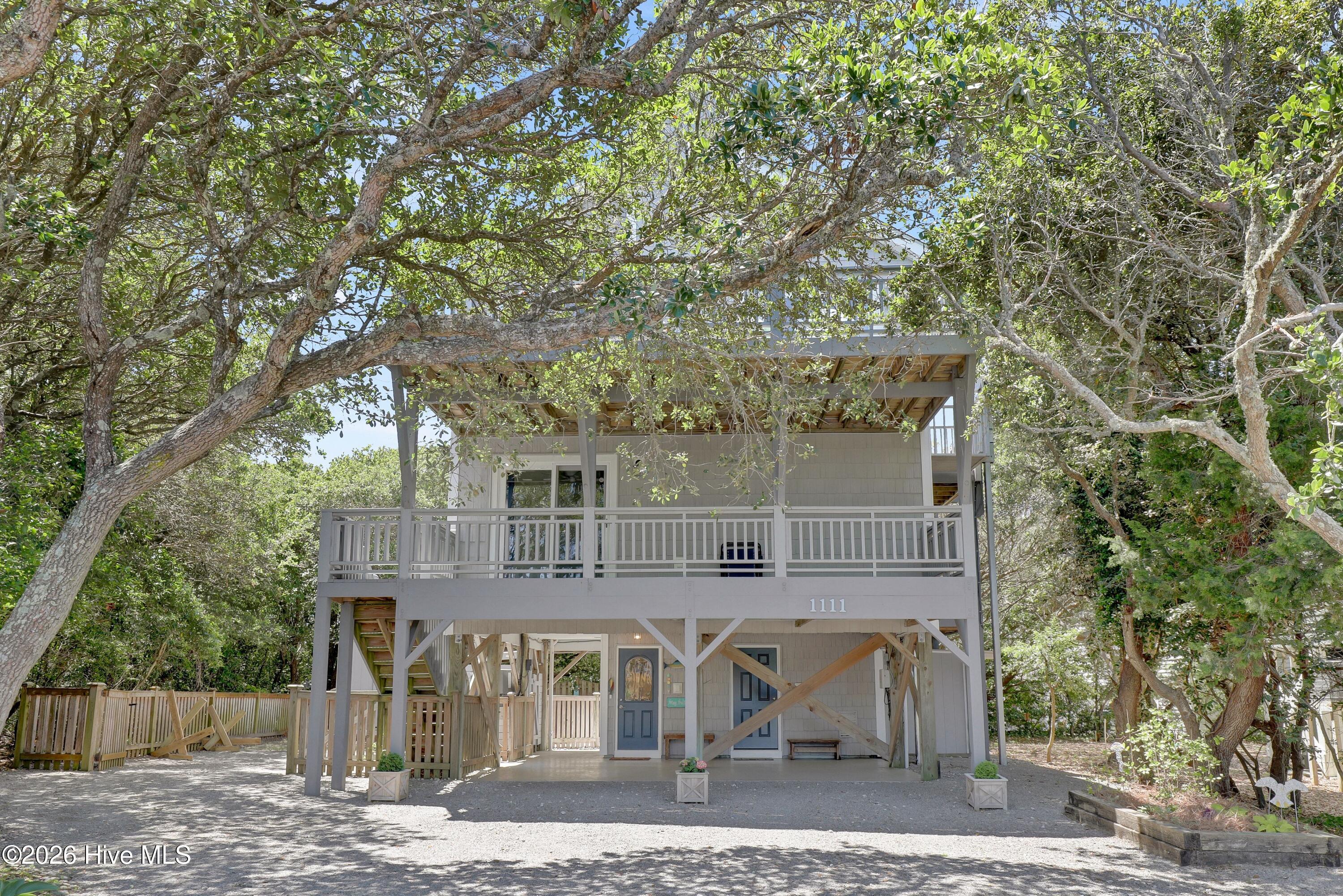 1111 Canady Avenue Topsail Beach, NC 28445 - Photo 4 of 33 003_6g8a9397_933