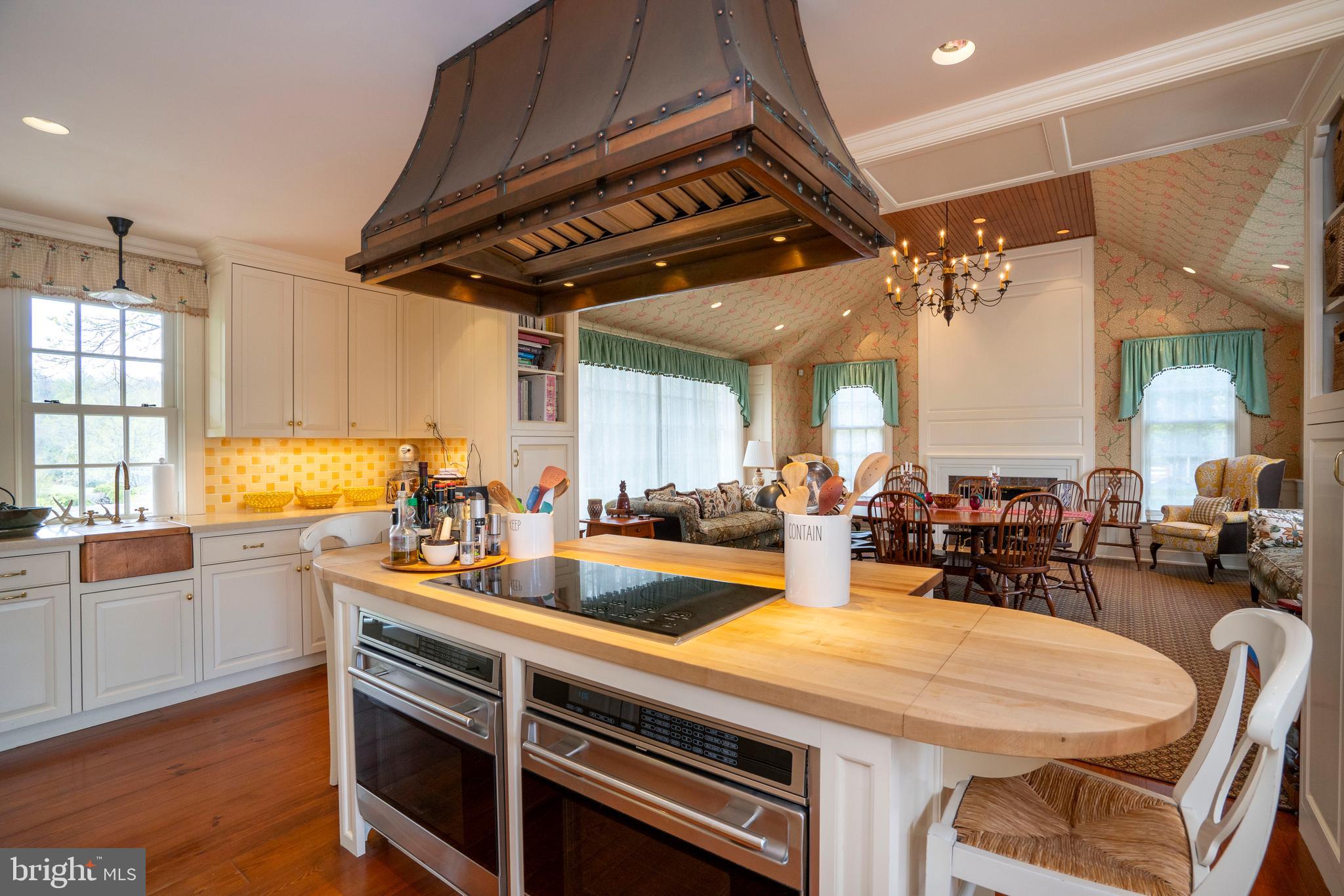 9981 Douglas Road Felton, PA 17322 - Photo 23 of 87 Kitchen