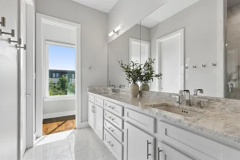 $649,000 | 4402 Lafayette Street, Unit B, Dallas, TX 75204