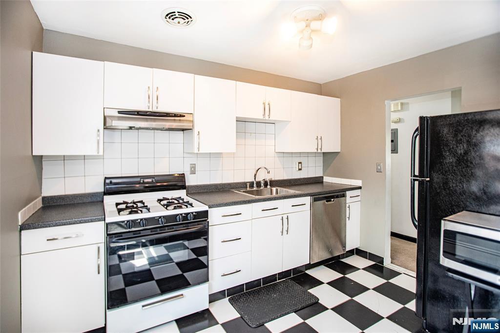 1130 Valley Road, Unit 2B Wayne, NJ 07470 - Photo 14 of 47