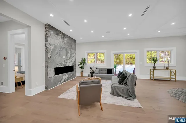 $3,499,000 | 470 White Oak Ridge Road, Short Hills, NJ 07078