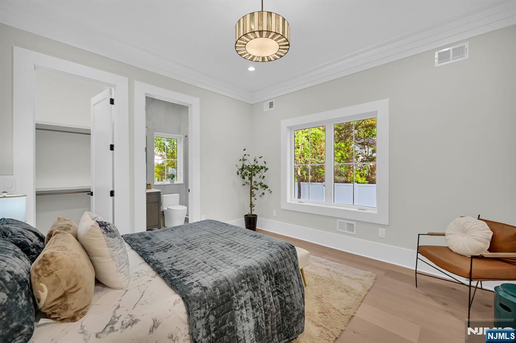 470 White Oak Ridge Road Short Hills, NJ 07078 - Photo 13 of 46